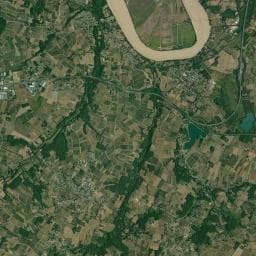 Vue aérienne des environs de Aire de la Gare de Péage d'Arveyres (2)