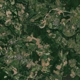 Vue aérienne des environs de Aire de camping-car à Omps