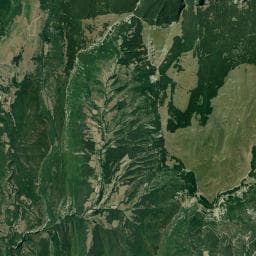 Vue aérienne des environs de Refuge Gardiol