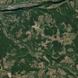 Vue aérienne des environs de Camping Municipal de La Guillou