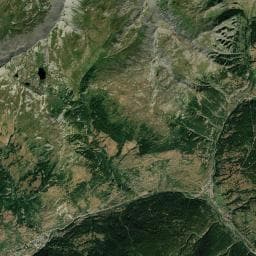 Vue aérienne des environs de Queyras Caravaneige