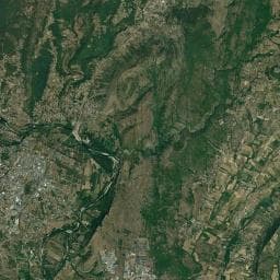 Vue aérienne des environs de Camping le Plan d'Eau