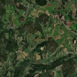 Vue aérienne des environs de Municipal La Pontière