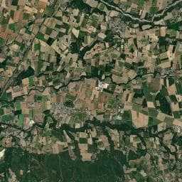 Vue aérienne des environs de Camping a la Ferme Des Roures