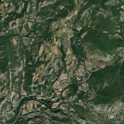 Vue aérienne des environs de Un Air d'Ailleurs, Les yourtes de Jarjayes