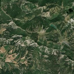 Vue aérienne des environs de Gîte des Oustaus