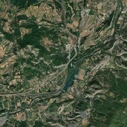 Vue aérienne des environs de Aire de camping-car à Tallard