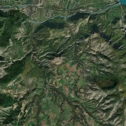 Vue aérienne des environs de Camping des 3 lacs