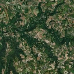 Vue aérienne des environs de Camping municipal (2)