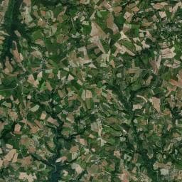 Vue aérienne des environs de Aire de camping-car à Tayrac (2)