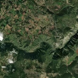 Vue aérienne des environs de Aire de camping-car à Laval-du-Tarn (2)