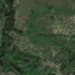 Vue aérienne des environs de Aire de camping-car à Berrias-et-Casteljau