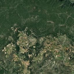 Vue aérienne des environs de Aire de Orgnac l'Aven