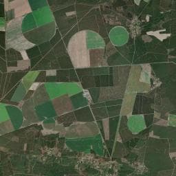 Vue aérienne des environs de Camping Baradis