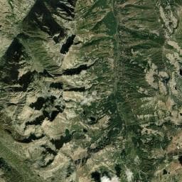 Vue aérienne des environs de Refuge de Malinvern