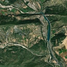 Vue aérienne des environs de Aire de camping-car à Entrepierres
