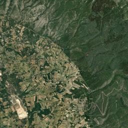 Vue aérienne des environs de Domaine naturiste de Bélézy