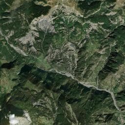 Vue aérienne des environs de Aire de camping-car à Sausses