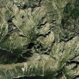 Vue aérienne des environs de Bivouac à Belvédère