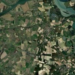 Vue aérienne des environs de base de loisirs du Tarn et Garonne