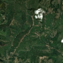 Vue aérienne des environs de Aire de camping-car à Alzon