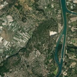 Vue aérienne des environs de Parc des Libertés