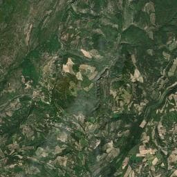 Vue aérienne des environs de Gîte communal d'Oppedette