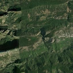 Vue aérienne des environs de Les Adoms