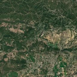 Vue aérienne des environs de Camping municipal des Romarins