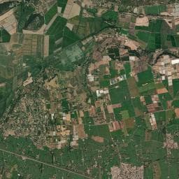 Vue aérienne des environs de Camping Les Manades