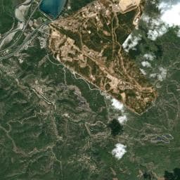 Vue aérienne des environs de Aire de repos à Corbières-en-Provence (3)