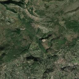 Vue aérienne des environs de Château Saint-Georges