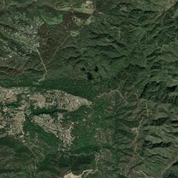 Vue aérienne des environs de Camping Les Clos*