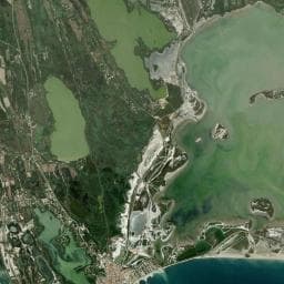 Vue aérienne des environs de Aire de stationnement pour camping-car Espace G. Pompidou