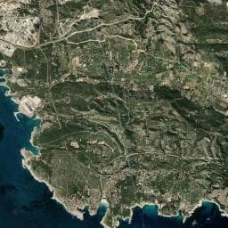 Vue aérienne des environs de L'Arquet