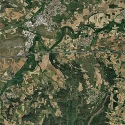 Vue aérienne des environs de Camping municipal