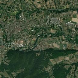 Vue aérienne des environs de aire de services camping-cars le belvedere des pyrenees