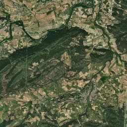 Vue aérienne des environs de Aire de Camping Cars Cellier des Demoiselles