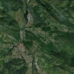 Vue aérienne des environs de Camping du Lac
