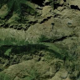 Vue aérienne des environs de Refuge de Liat