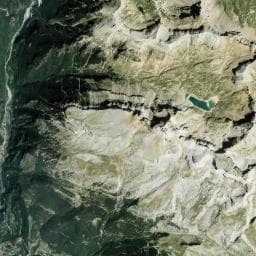 Vue aérienne des environs de Refuge de la Trapa