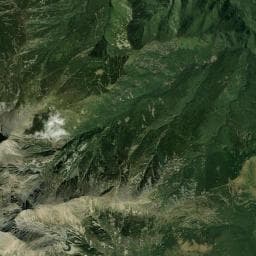 Vue aérienne des environs de Aire de bivouac du Refuge de Batère