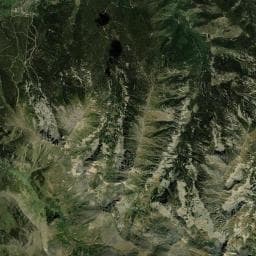 Vue aérienne des environs de Bivouac à Eyne