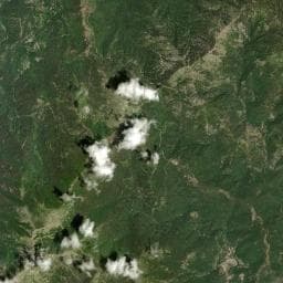 Vue aérienne des environs de Source Santa Maria