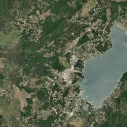 Vue aérienne des environs de Pitrera Village