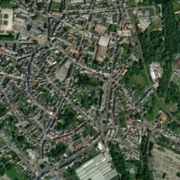 Vue de Aire de stationnement et de service du Camping Municipal du Parc du Château