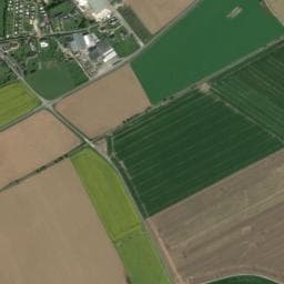 Vue de Aire de stationnement et de service du Camping Les Pommiers