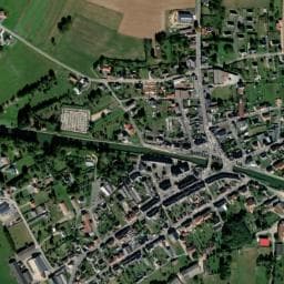 Vue de Aire de camping-car Le Chesne