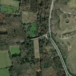 Vue de Aire de stationnement et de service du Camping La Chênaie