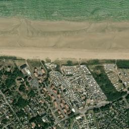 Vue de Aire de camping-car à Merville-Franceville-Plage (3)